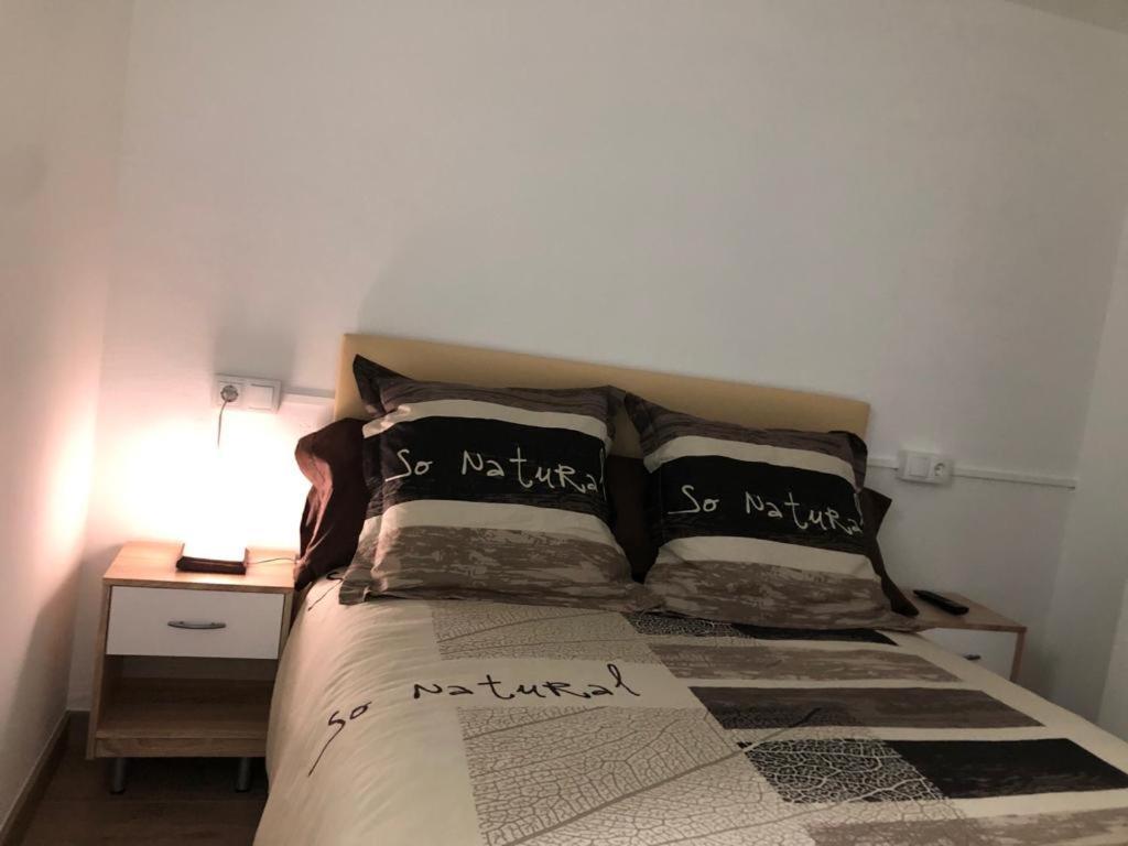 Appartamento Alojamiento Karina Les Esterno foto